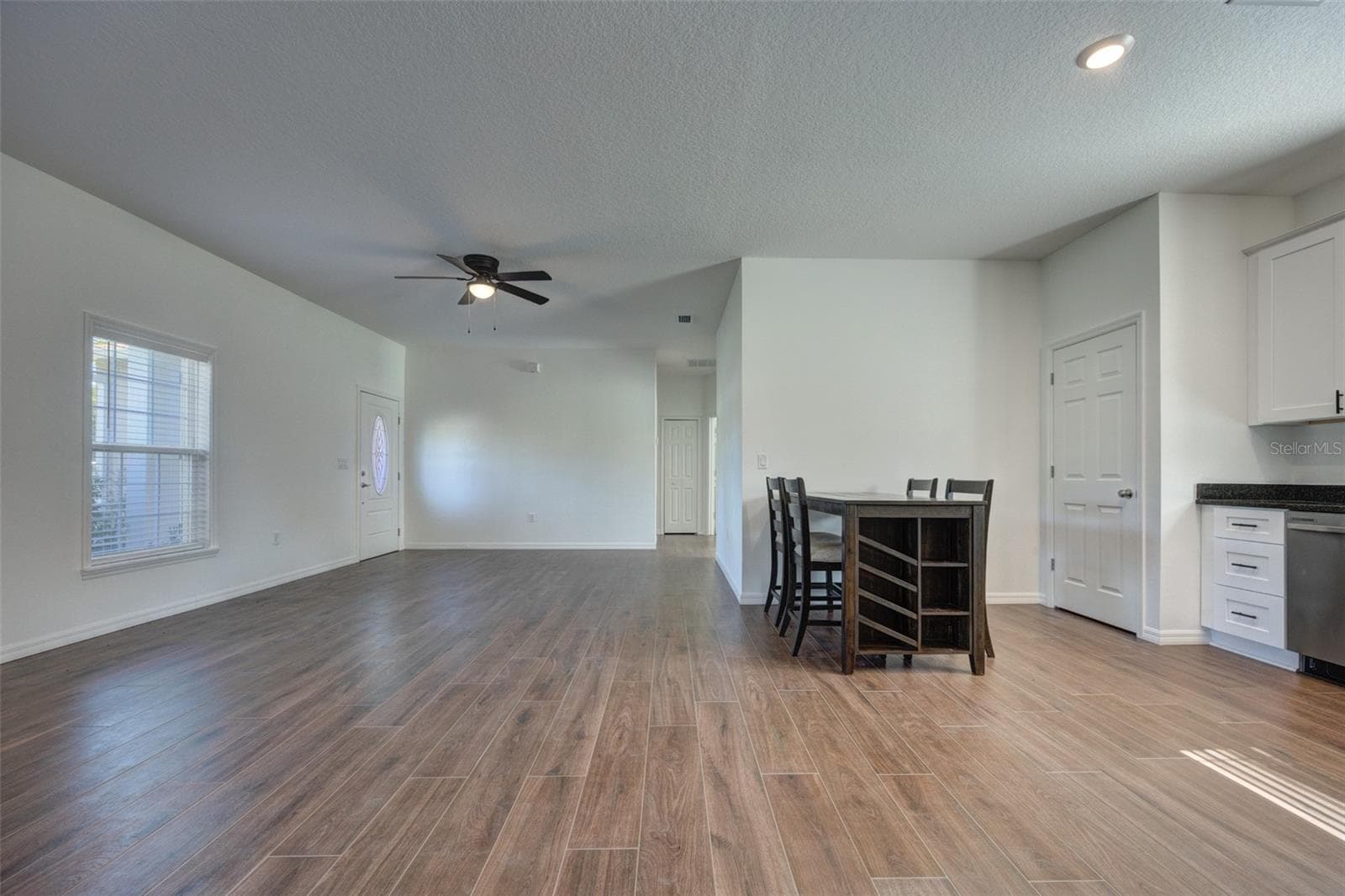 Single Family Residence at 178 DOVER LN, DELAND, photo 31 of 44