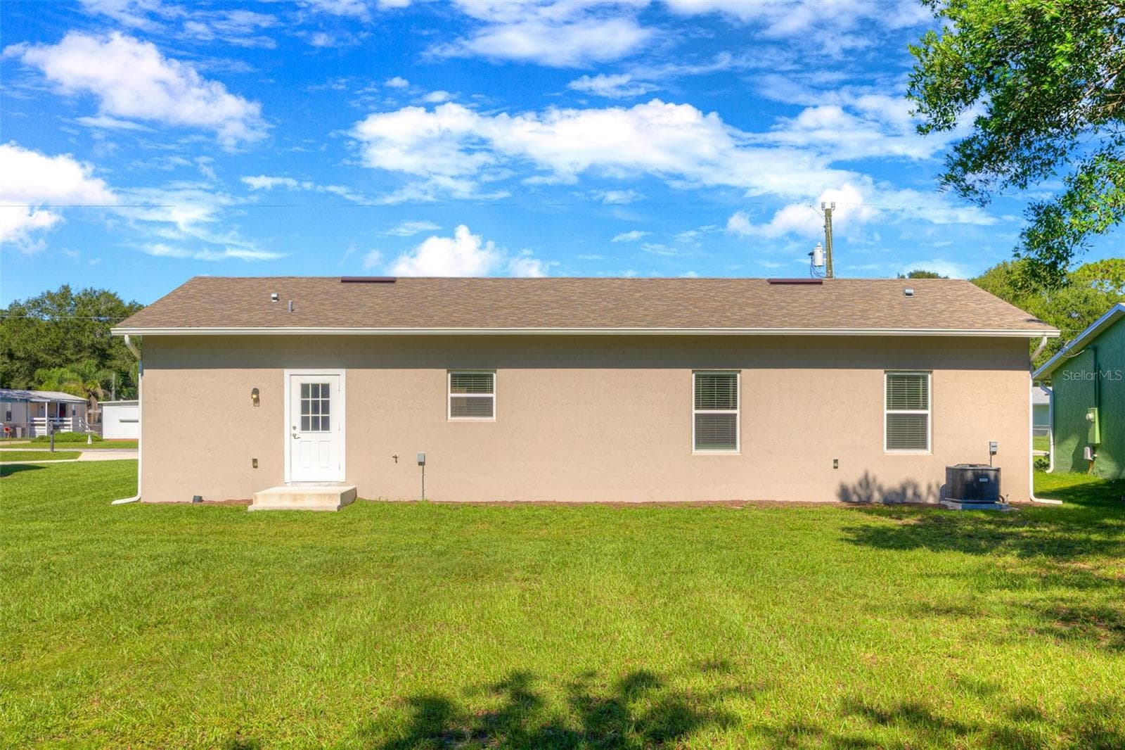 Single Family Residence at 178 DOVER LN, DELAND, photo 39 of 44