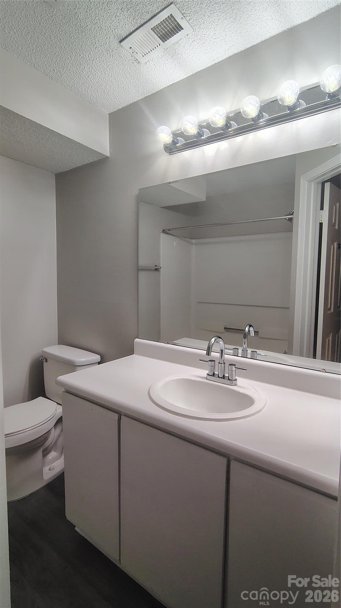 Townhouse at 9624 Vinca Circle, Charlotte, photo 7 of 13