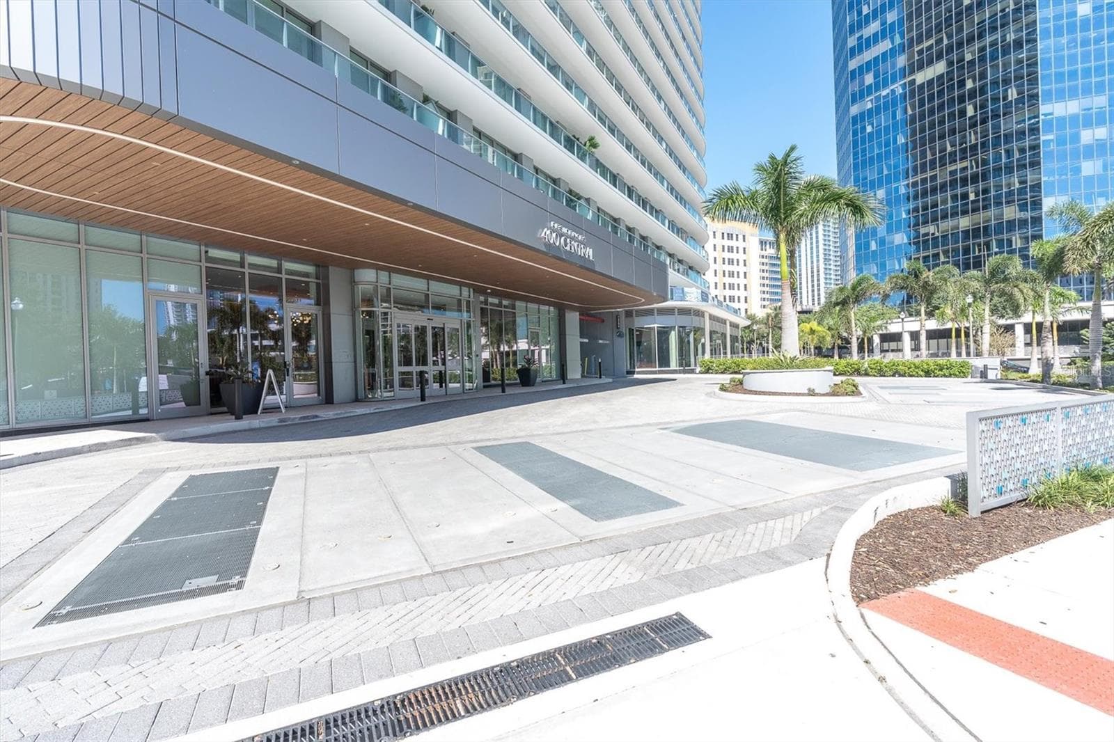 Condominium at 400 CENTRAL AVE #2005, ST PETERSBURG, photo 59 of 59