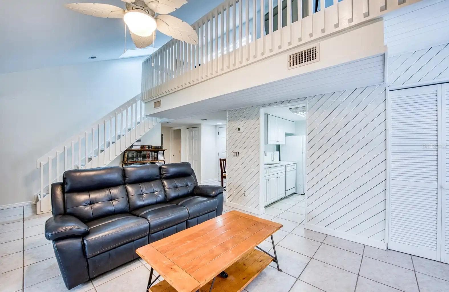 Condominium at 6313 PELICAN CREEK XING #-, ST PETERSBURG, photo 6 of 49