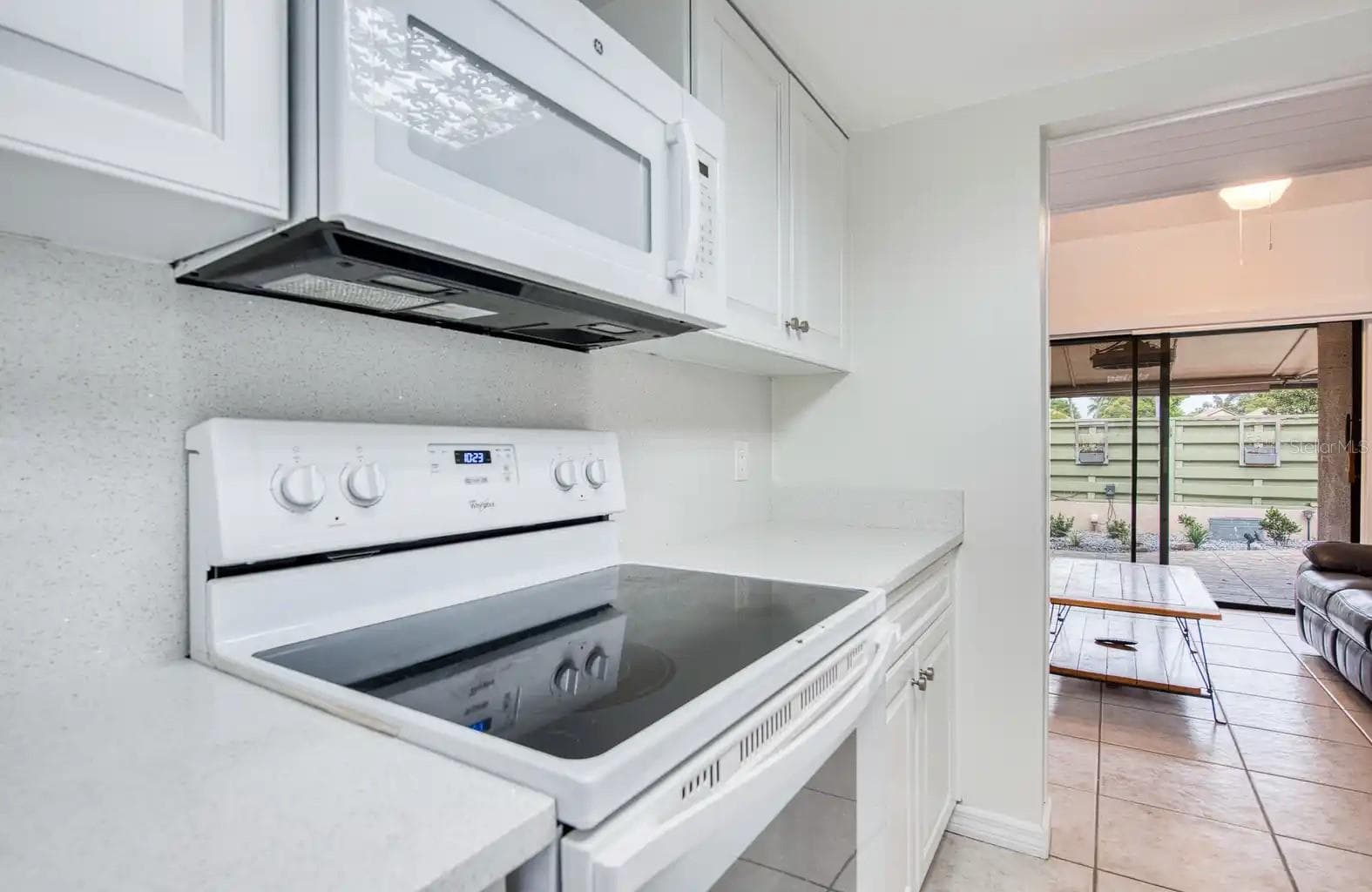 Condominium at 6313 PELICAN CREEK XING #-, ST PETERSBURG, photo 11 of 49