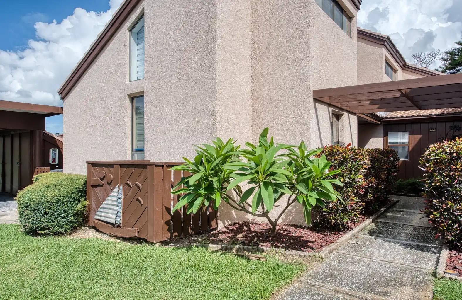 Condominium at 6313 PELICAN CREEK XING #-, ST PETERSBURG, photo 45 of 49