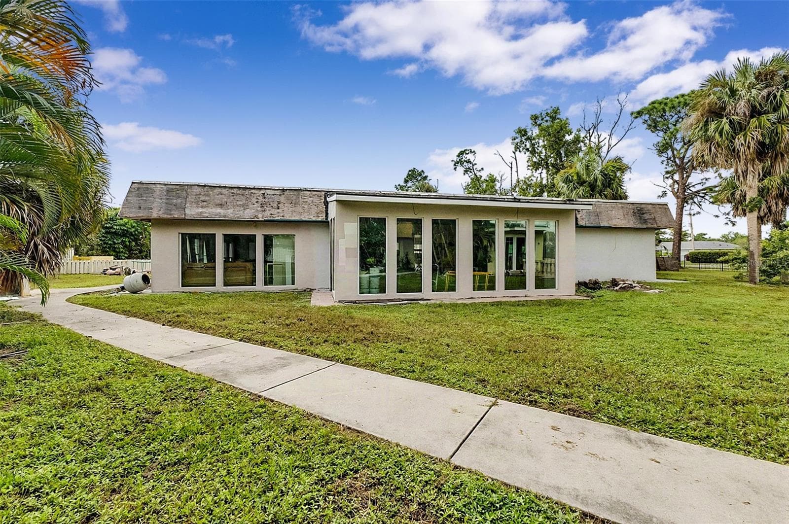 Single Family Residence at 4231 ERINDALE DR, NORTH FORT MYERS, photo 2 of 75
