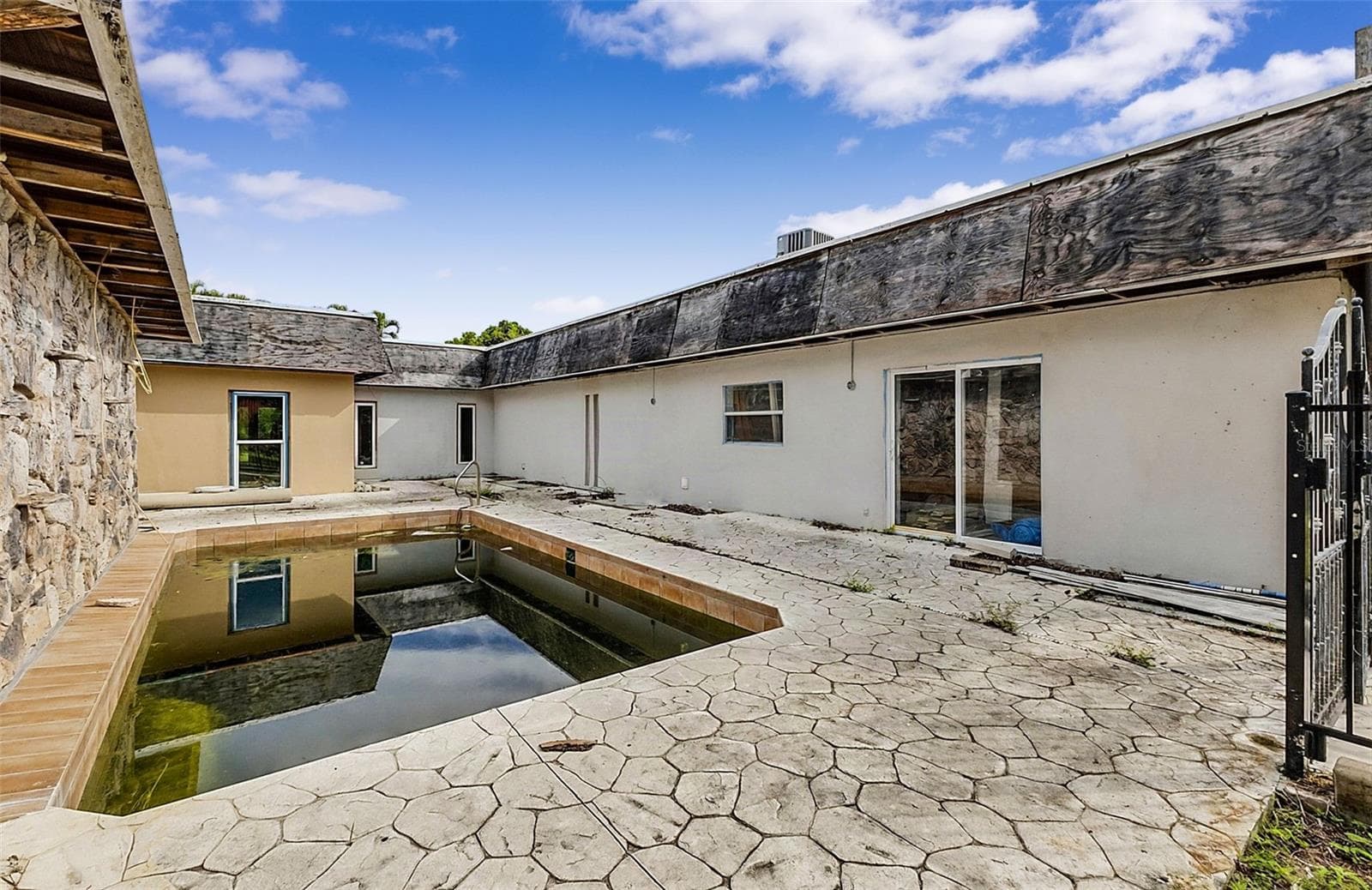 Single Family Residence at 4231 ERINDALE DR, NORTH FORT MYERS, photo 10 of 75