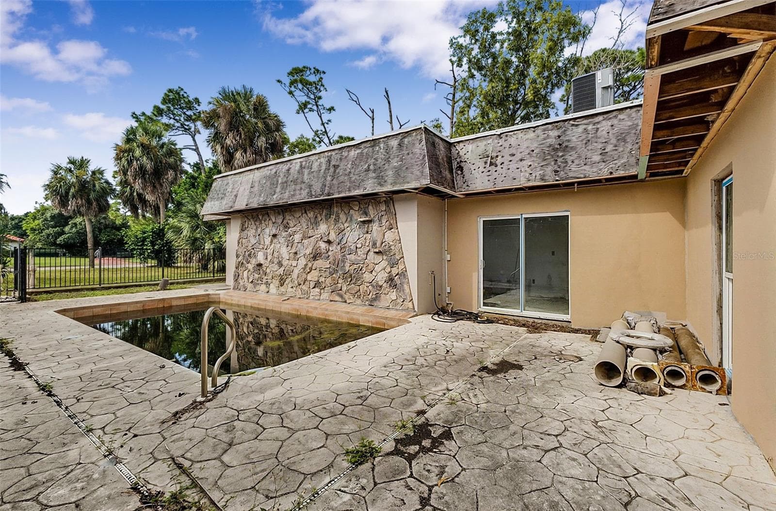 Single Family Residence at 4231 ERINDALE DR, NORTH FORT MYERS, photo 11 of 75