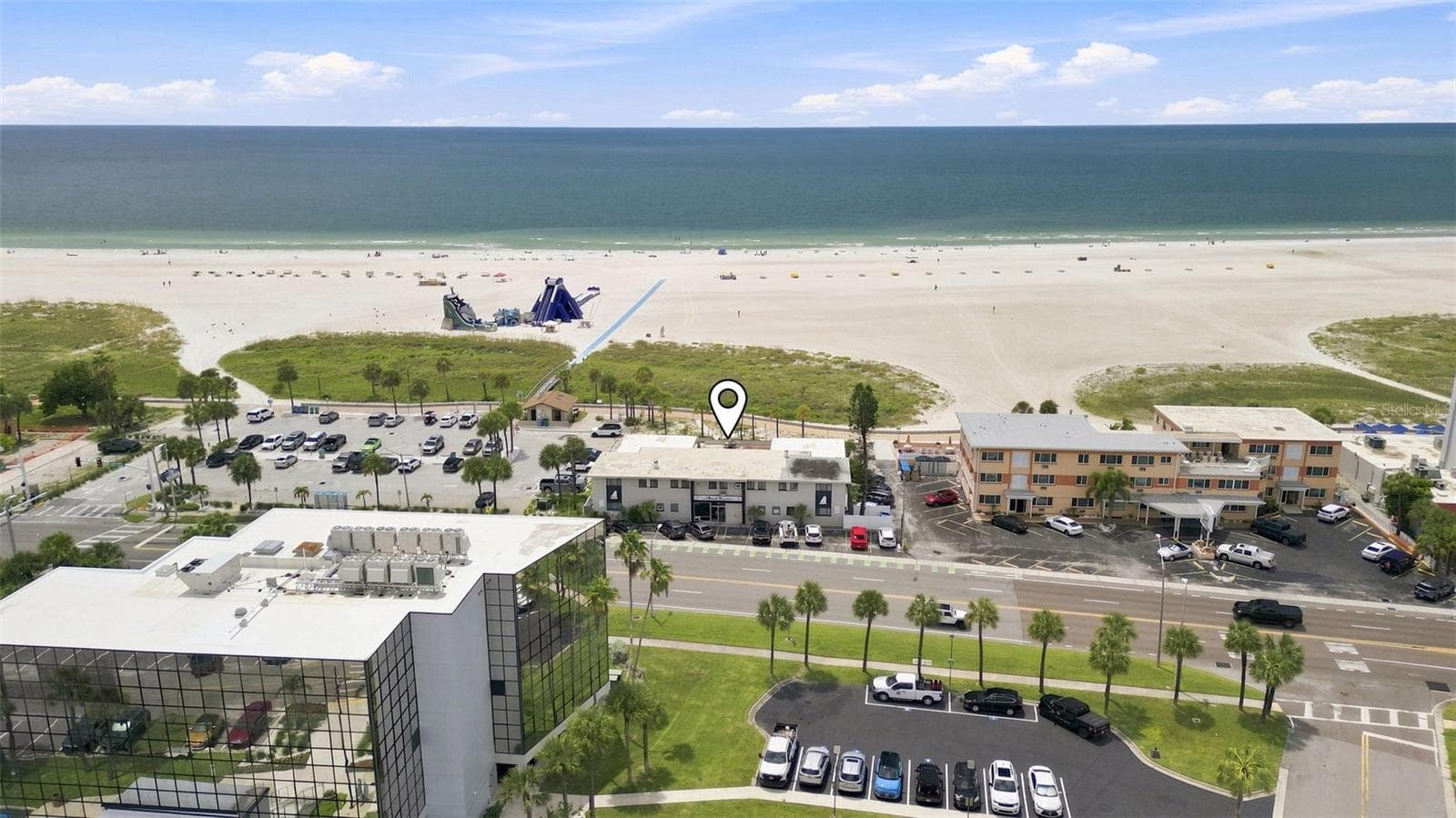 Hotel/Motel at 10450 GULF BLVD, TREASURE ISLAND, photo 8 of 35