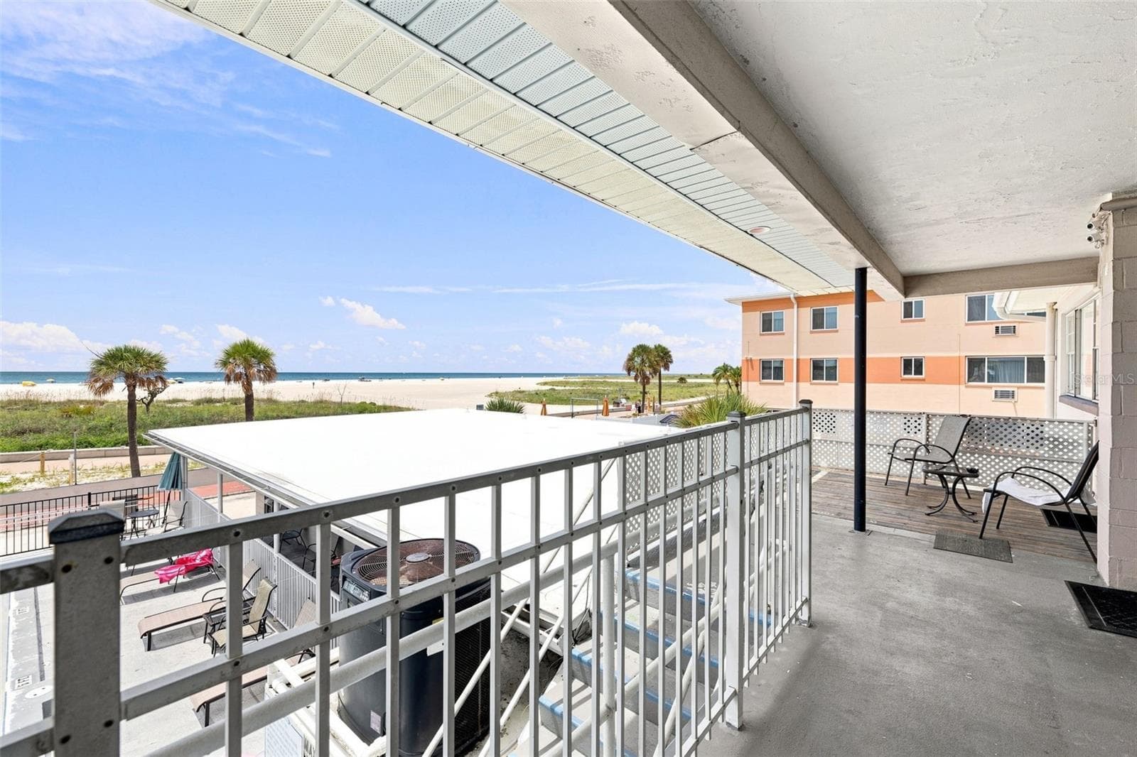 Hotel/Motel at 10450 GULF BLVD, TREASURE ISLAND, photo 14 of 35