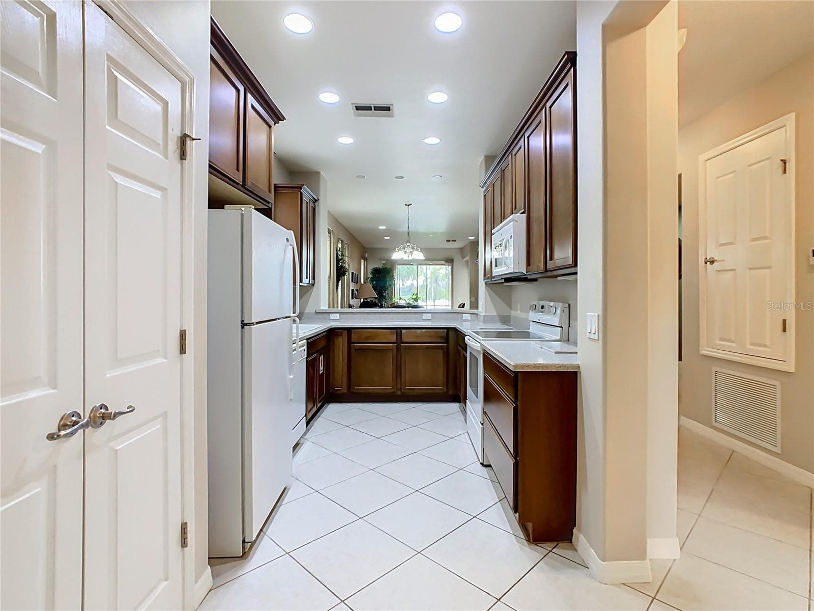 Villa at 2358 PALM TREE DR, POINCIANA, photo 10 of 58