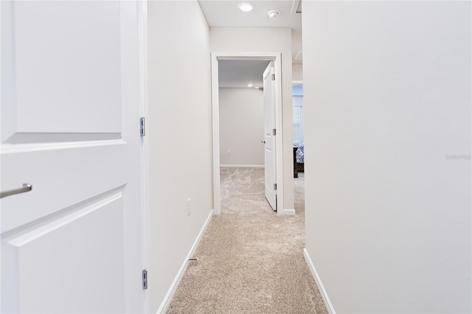 Single Family Residence at 14250 LANIKAI BEACH DR, ORLANDO, photo 21 of 42