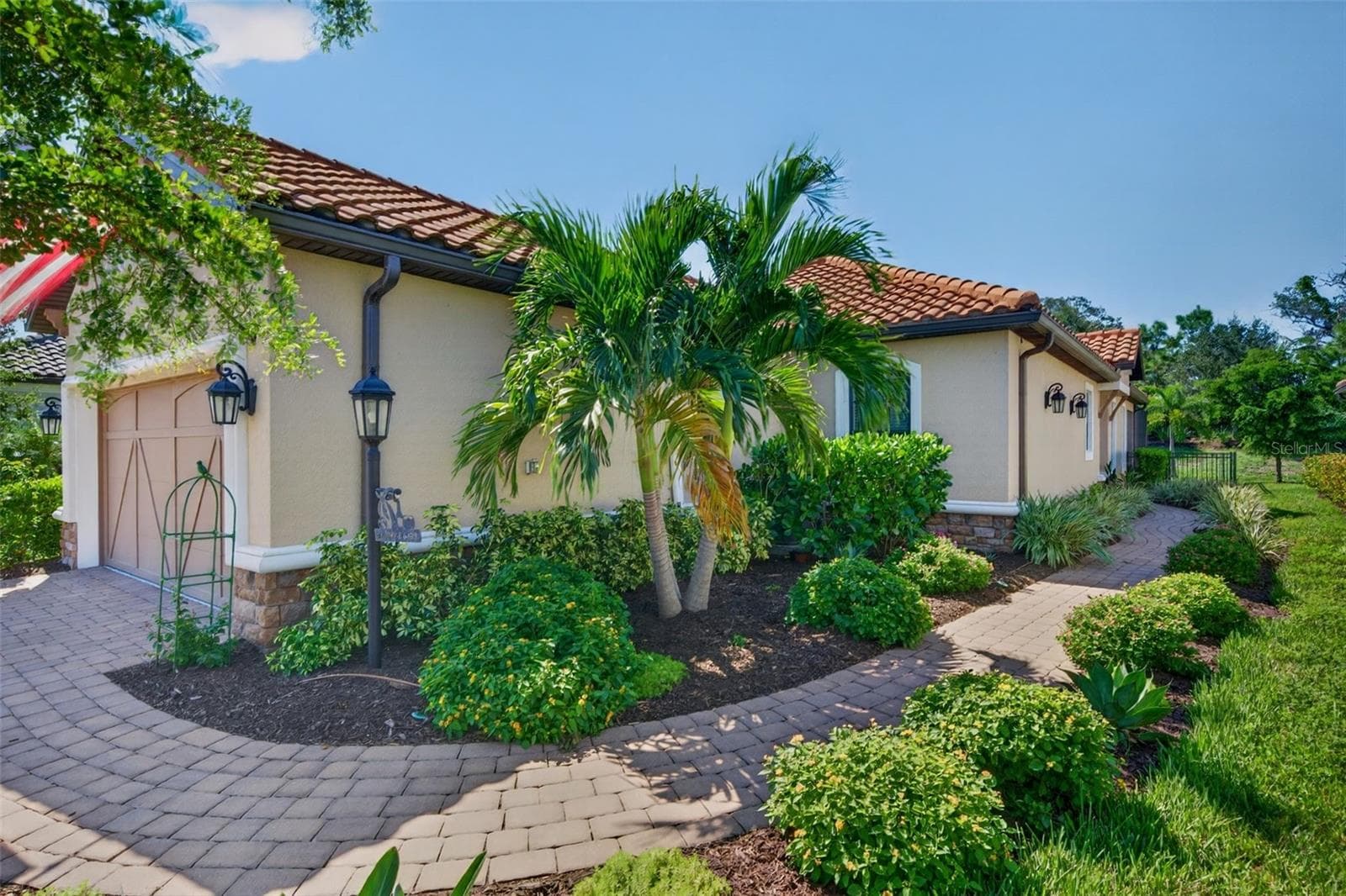 Single Family Residence at 14631 DERNA TER, BRADENTON, photo 18 of 101