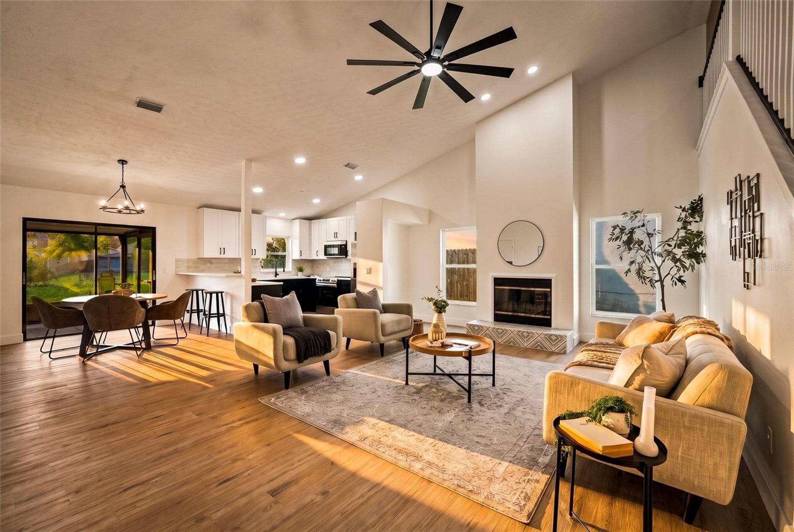 Single Family Residence at 11216 SHADYBROOK DR, TAMPA, photo 2 of 25