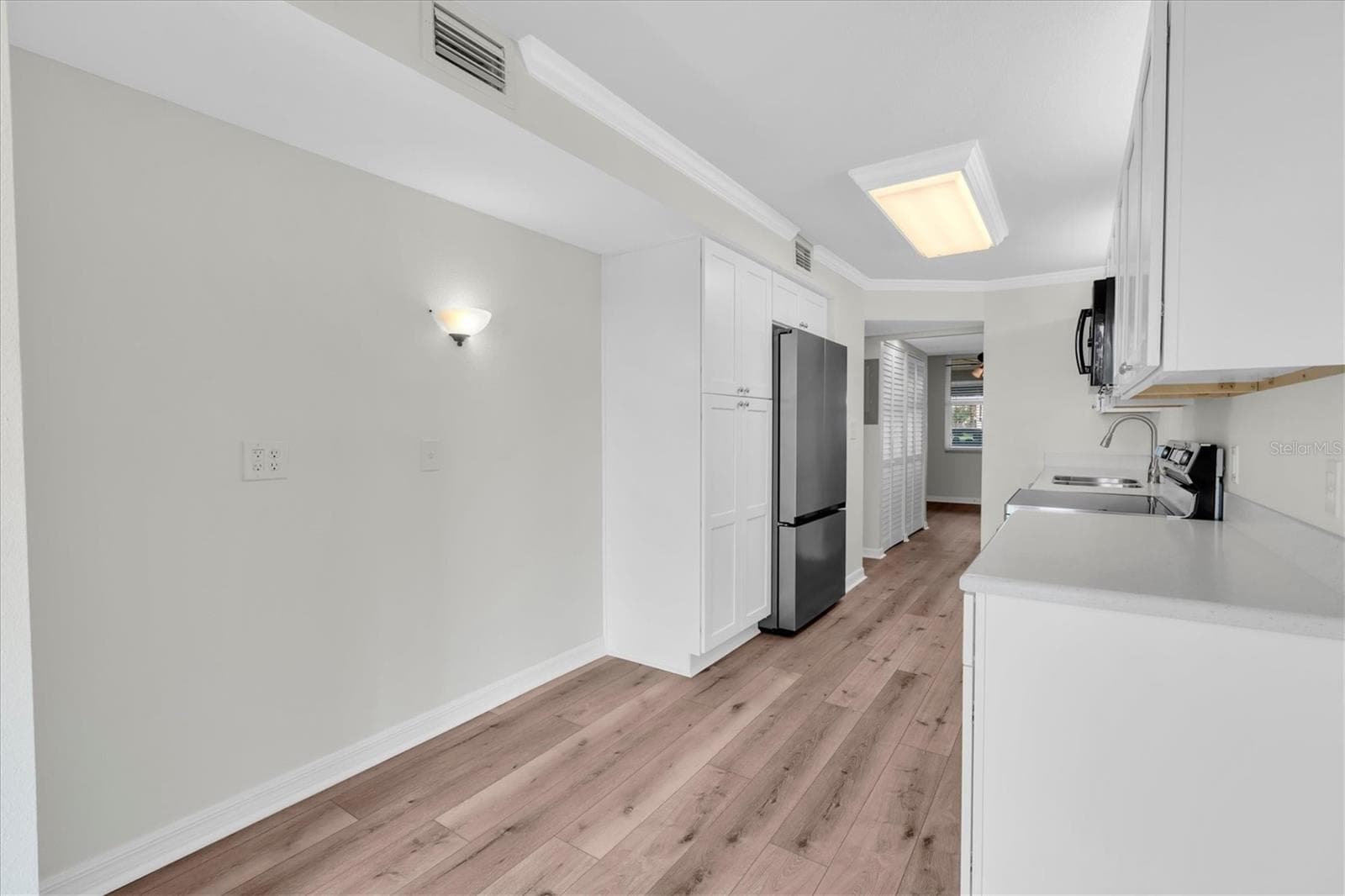 Condominium at 4885 1ST ST NE #106, ST PETERSBURG, photo 28 of 42