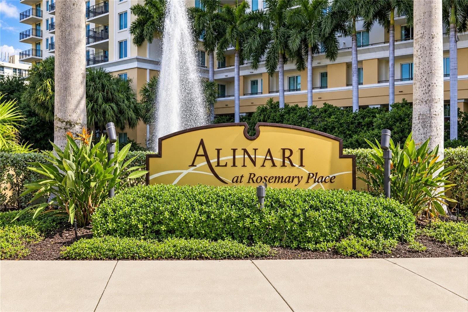 Condominium at 800 N TAMIAMI TRL #608, SARASOTA, photo 5 of 36