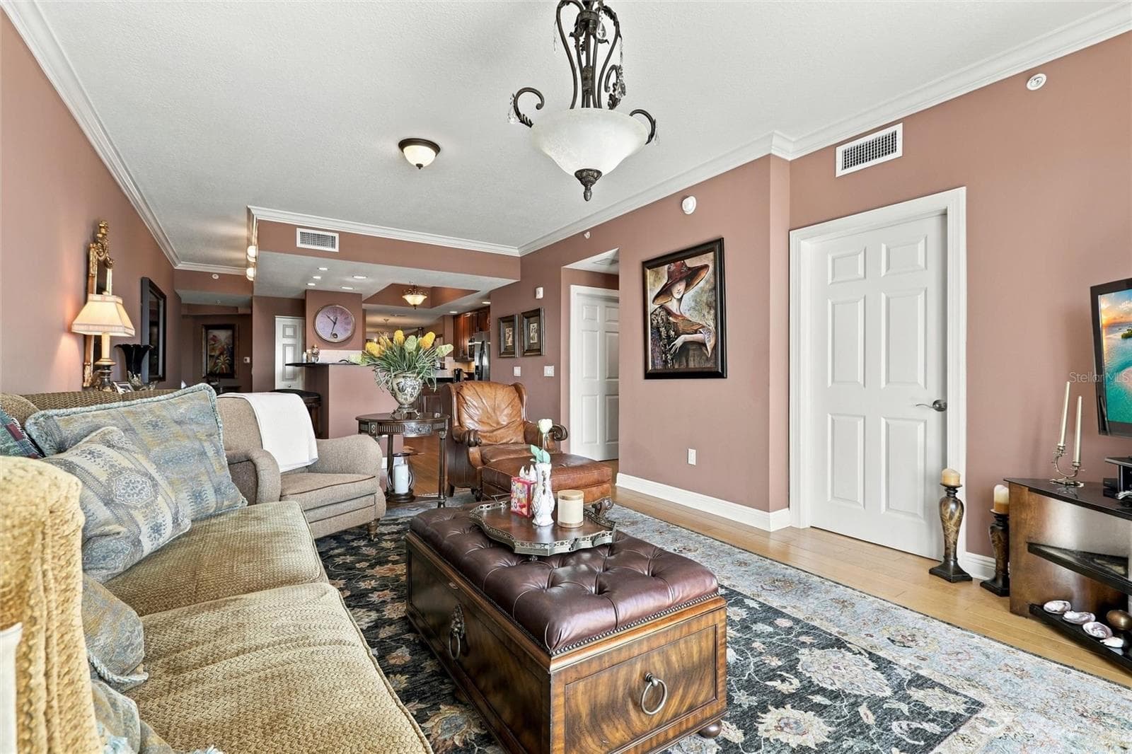 Condominium at 800 N TAMIAMI TRL #608, SARASOTA, photo 10 of 36
