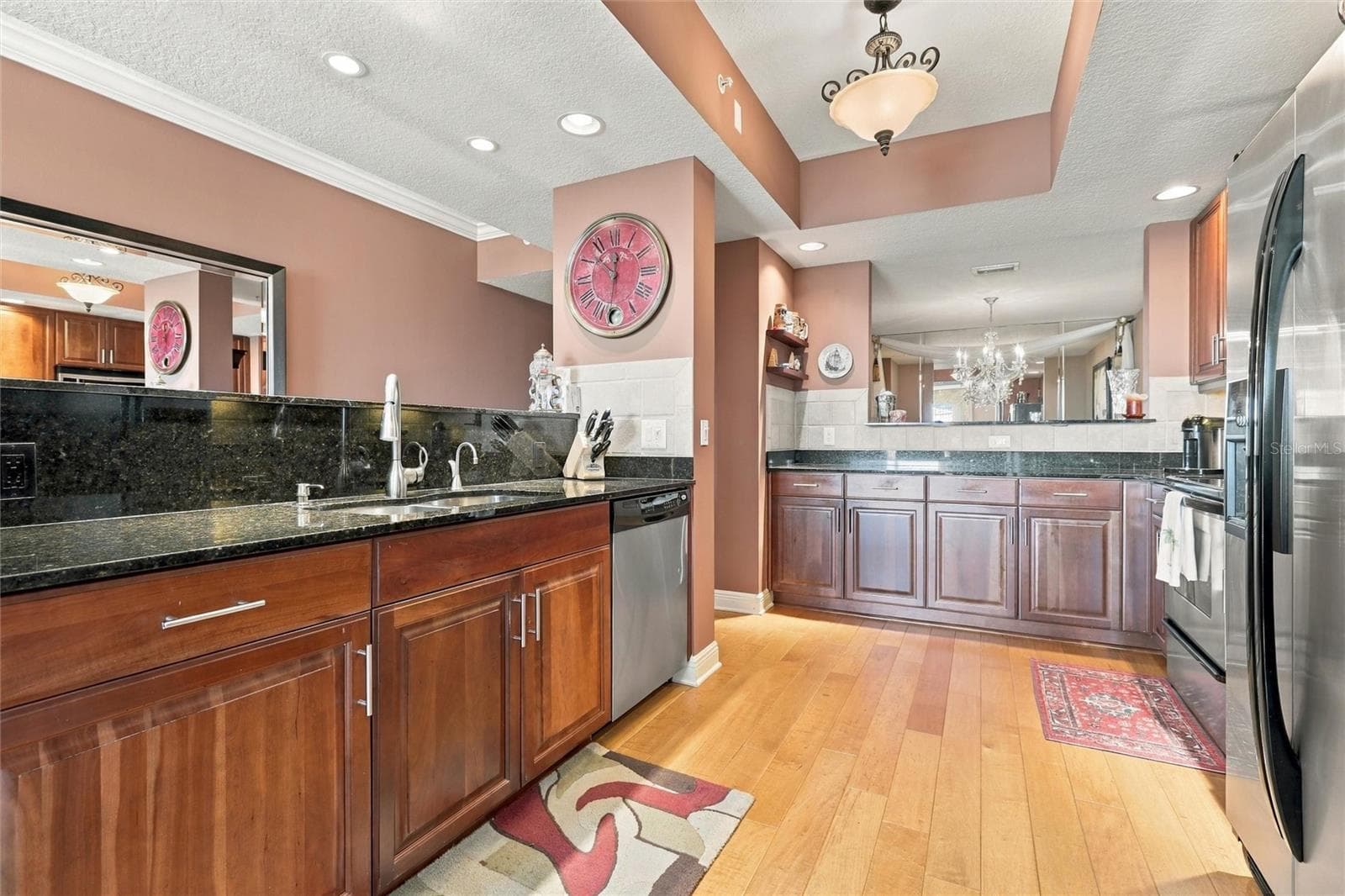 Condominium at 800 N TAMIAMI TRL #608, SARASOTA, photo 14 of 36