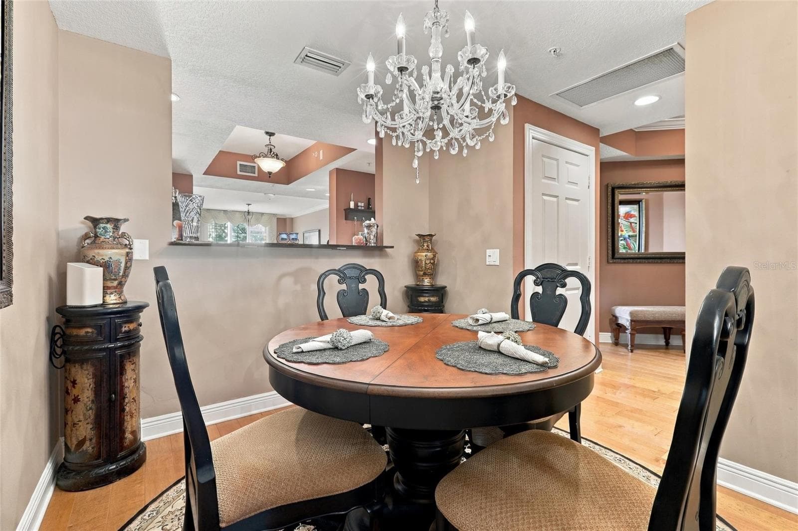 Condominium at 800 N TAMIAMI TRL #608, SARASOTA, photo 17 of 36