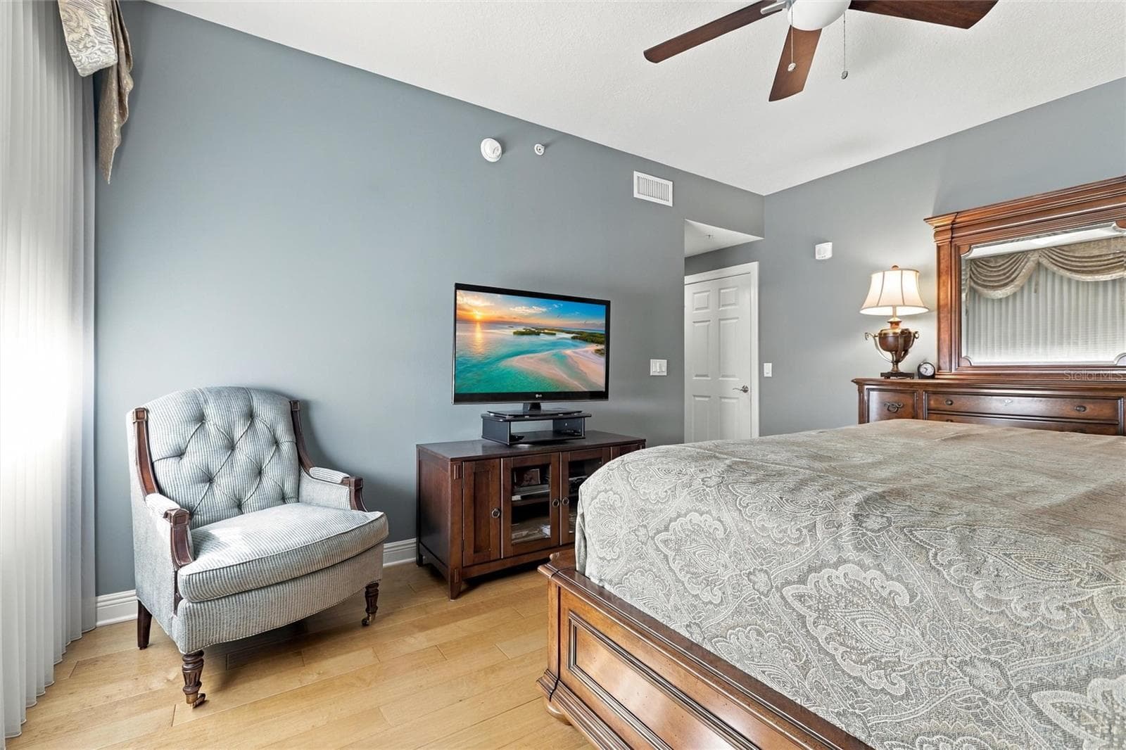 Condominium at 800 N TAMIAMI TRL #608, SARASOTA, photo 20 of 36