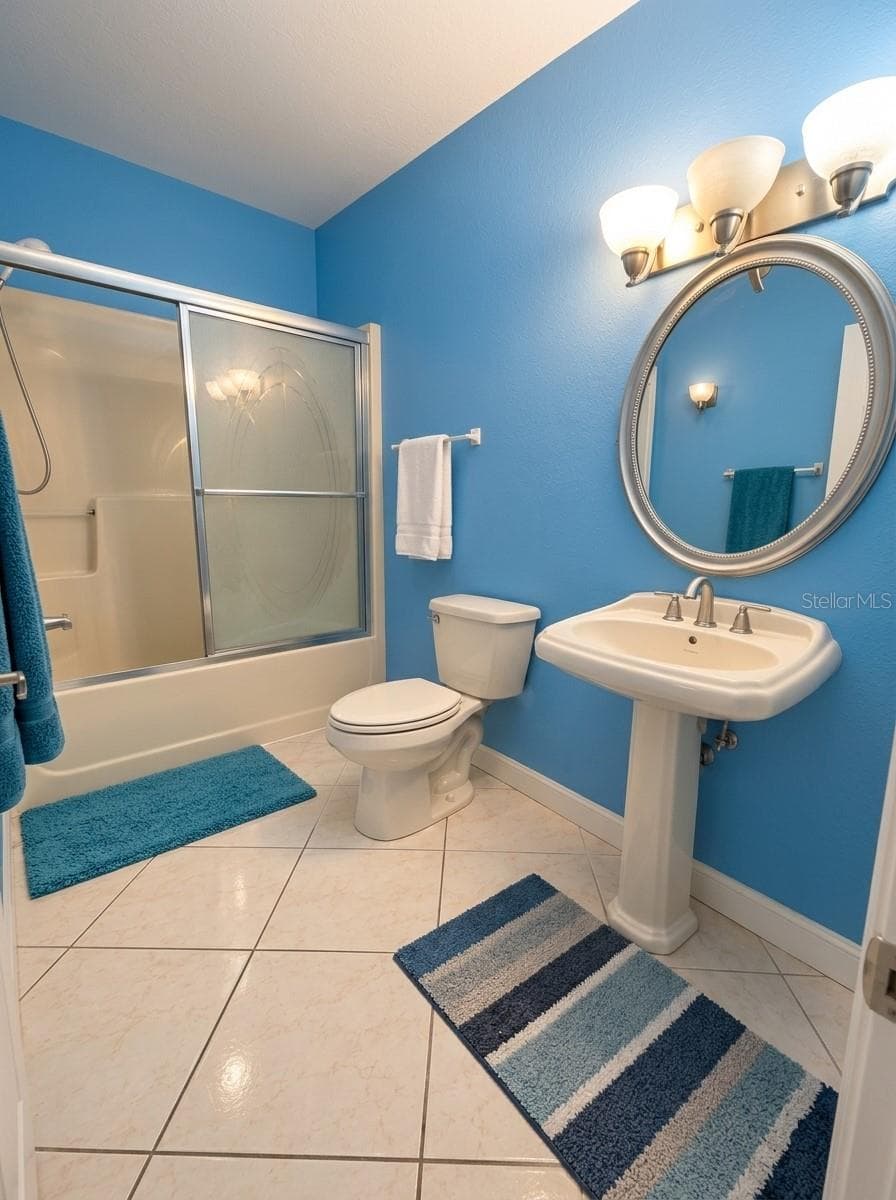 Single Family Residence at 304 IOWA ST, NICEVILLE, photo 6 of 8