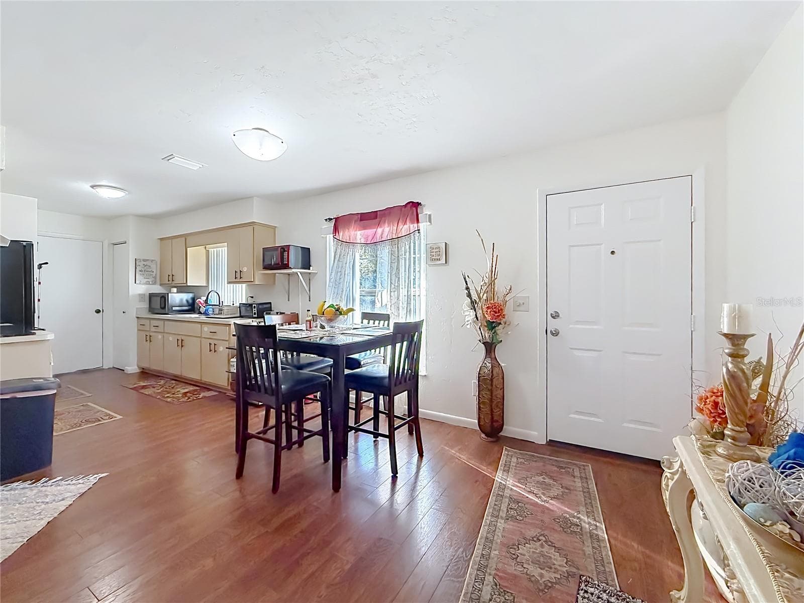 Single Family Residence at 906 OAK ST, INVERNESS, photo 11 of 42