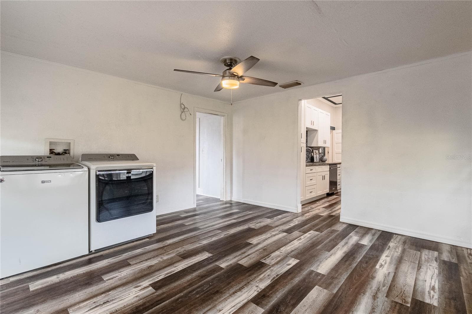 Plenty of space to make it a mud room and extra storage space - 3575 STATE ROAD 60 E, BARTOW