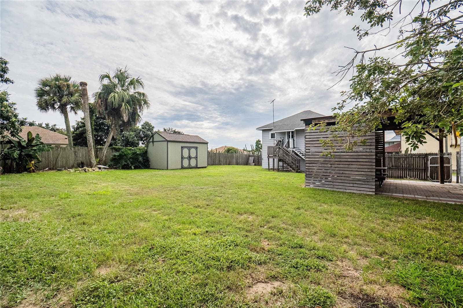 Big yard - 3575 STATE ROAD 60 E, BARTOW