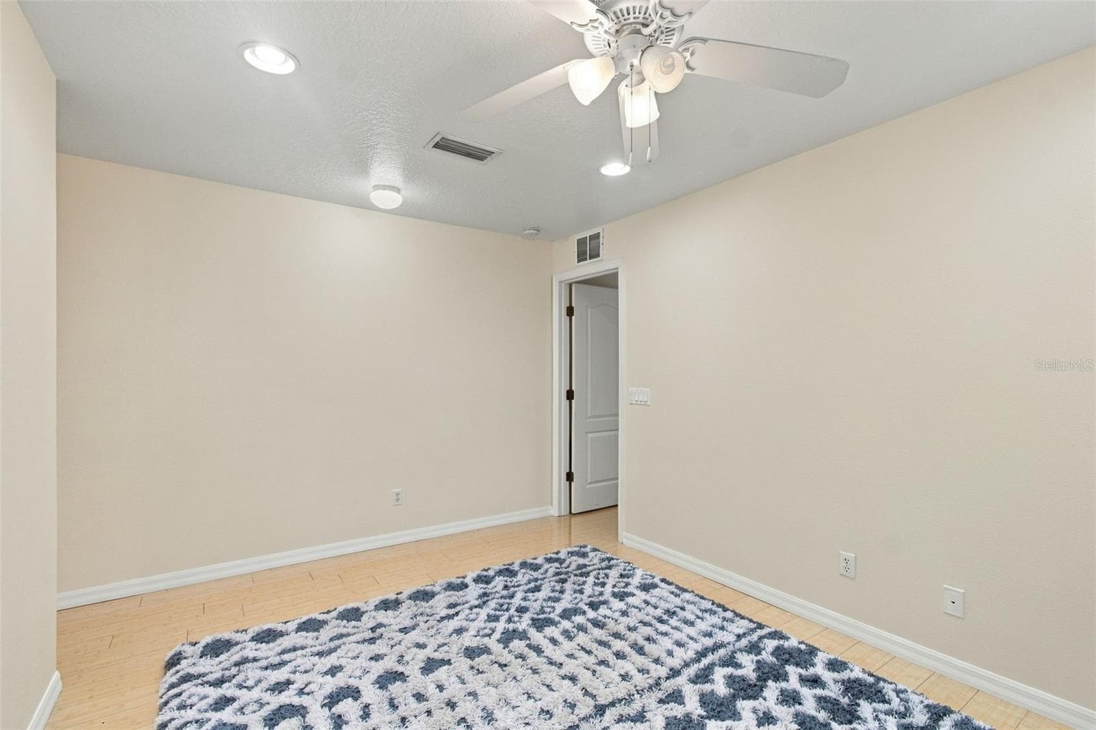 Townhouse at 226 CAPE HARBOUR LOOP #104, BRADENTON, photo 31 of 72