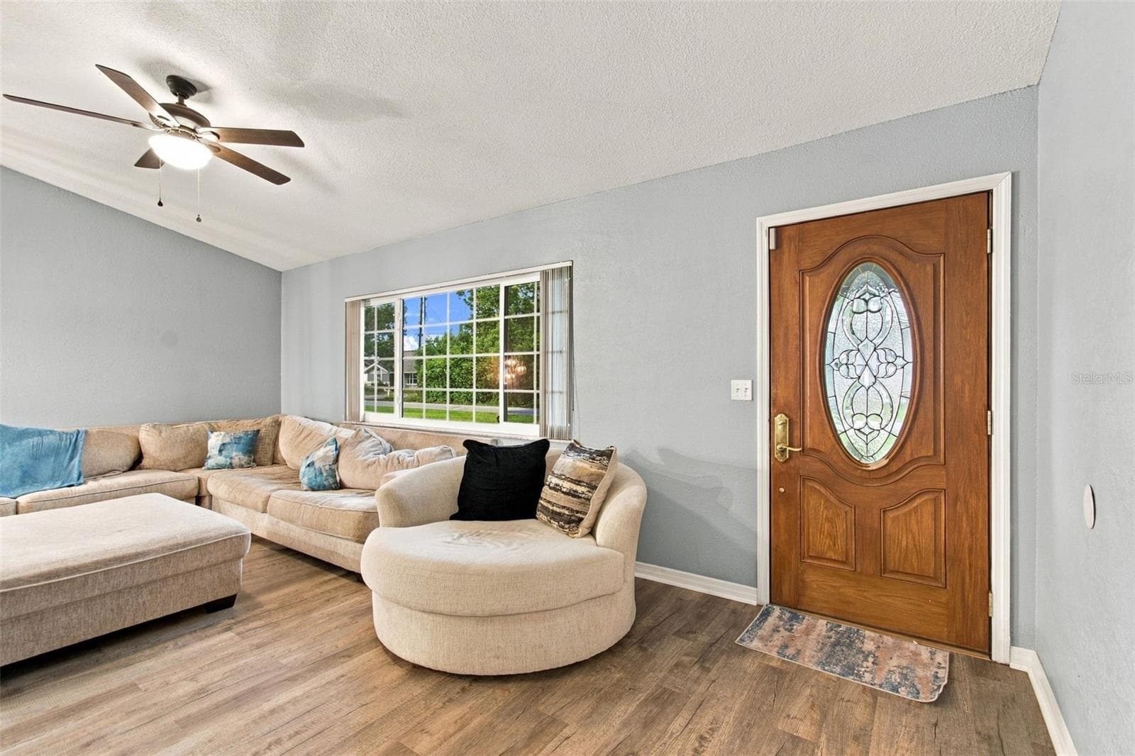 Single Family Residence at 10435 TASSEL ST, SPRING HILL, photo 9 of 65