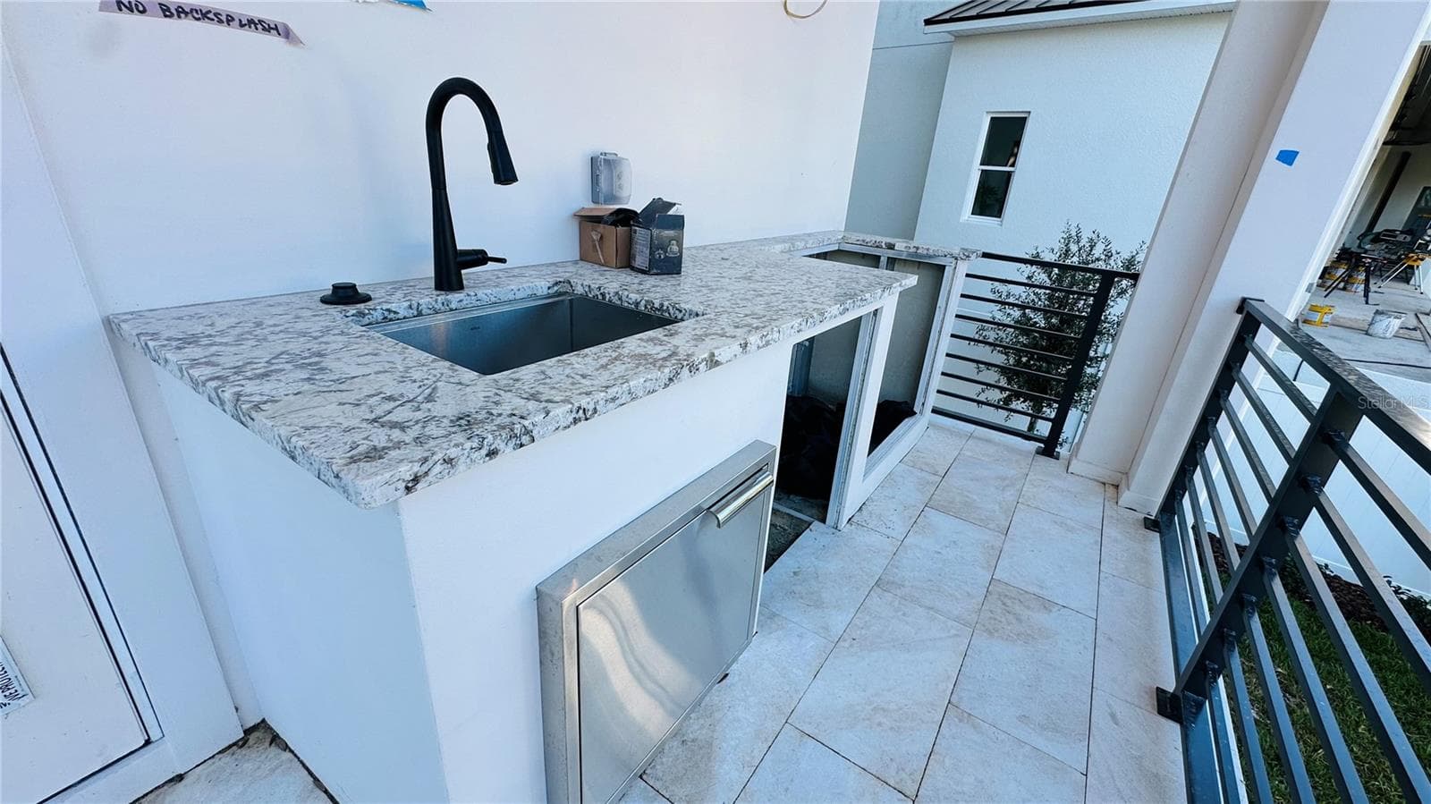 Single Family Residence at 4629 W LONGFELLOW AVE, TAMPA, photo 14 of 51