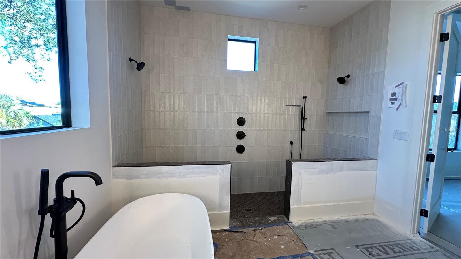Primary bath - 4629 W LONGFELLOW AVE, TAMPA