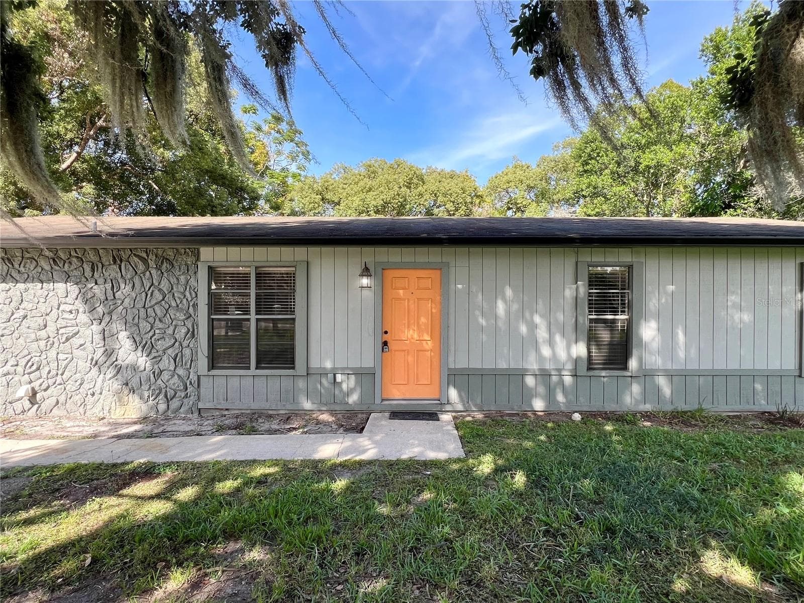 Single Family Residence at 7925 NAPOLEON ST, ORLANDO, photo 2 of 93