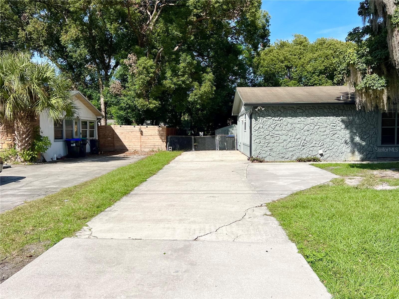 Single Family Residence at 7925 NAPOLEON ST, ORLANDO, photo 4 of 93