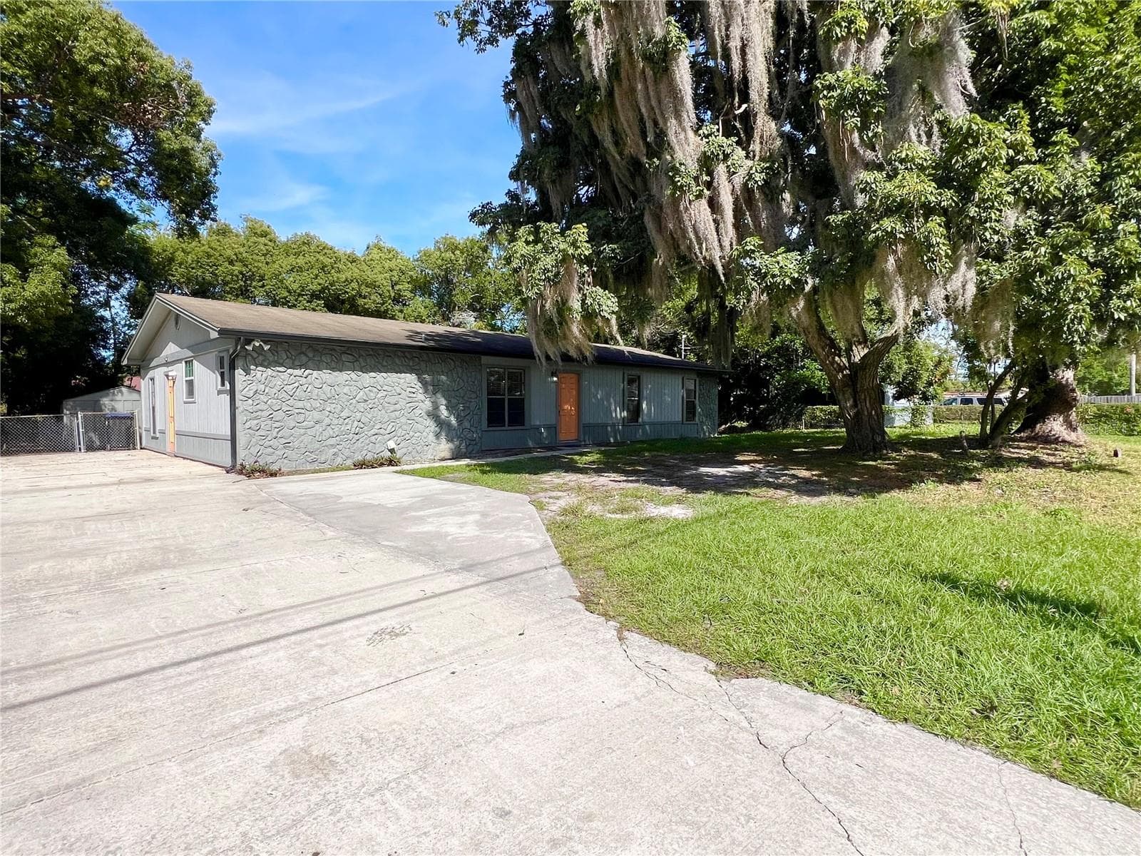 Single Family Residence at 7925 NAPOLEON ST, ORLANDO, photo 6 of 93