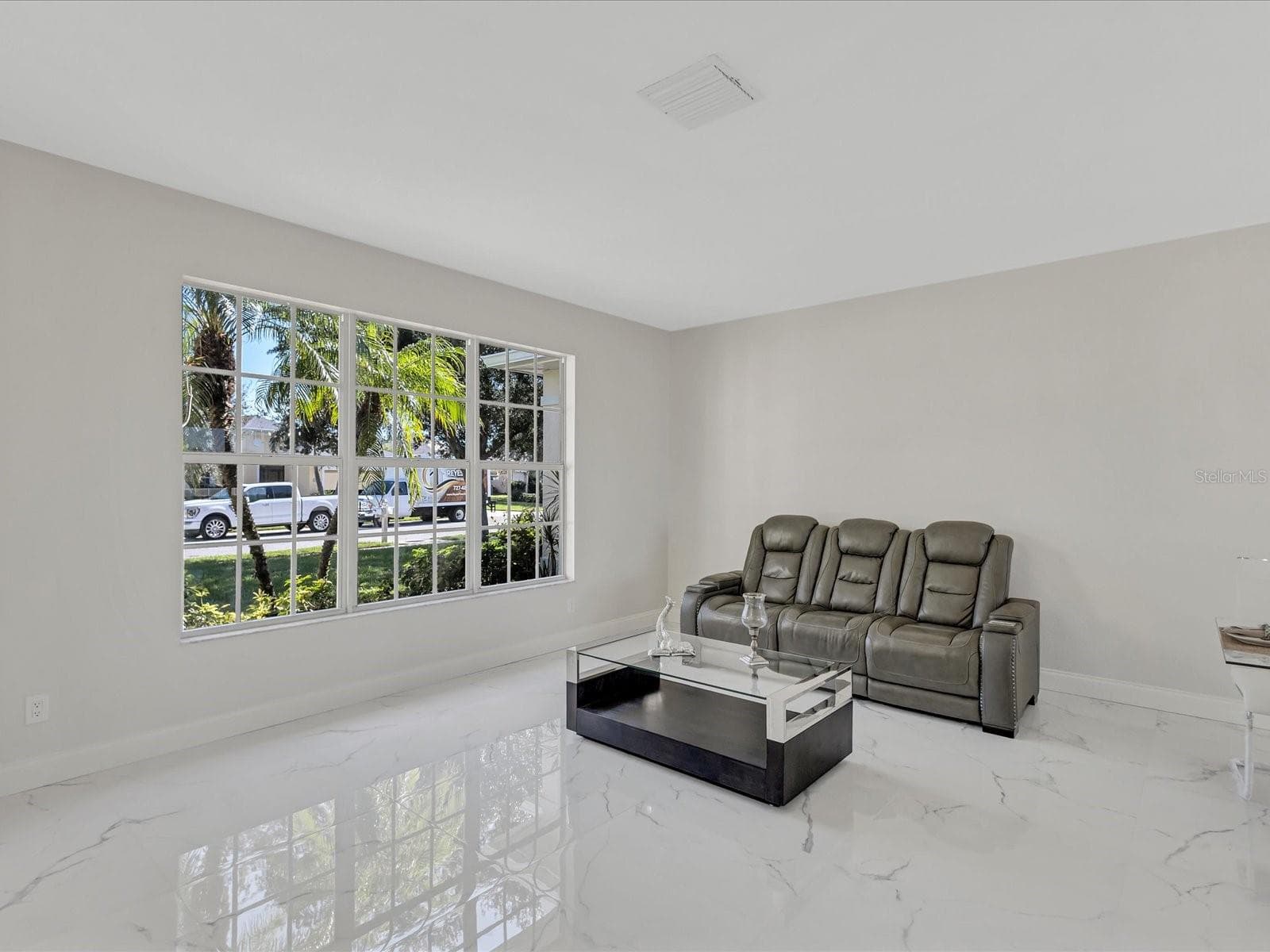 Single Family Residence at 2719 46TH ST E, PALMETTO, photo 7 of 68