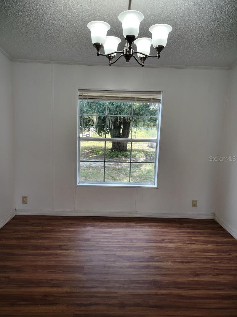 Manufactured Home at 650 NE 170TH AVE, WILLISTON, photo 5 of 18