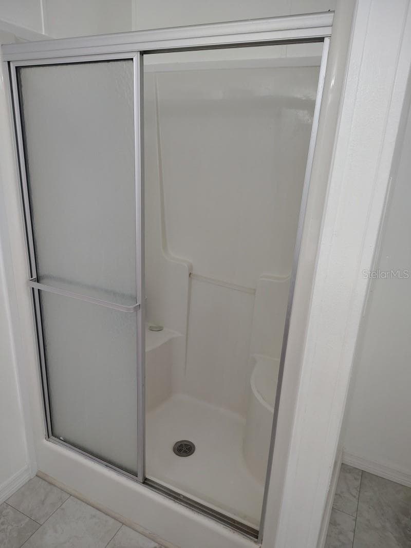 Manufactured Home at 650 NE 170TH AVE, WILLISTON, photo 11 of 18