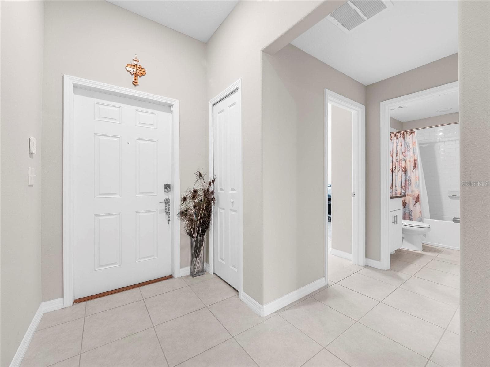 Single Family Residence at 15436 MILLER CREEK DR, SUN CITY CENTER, photo 16 of 54