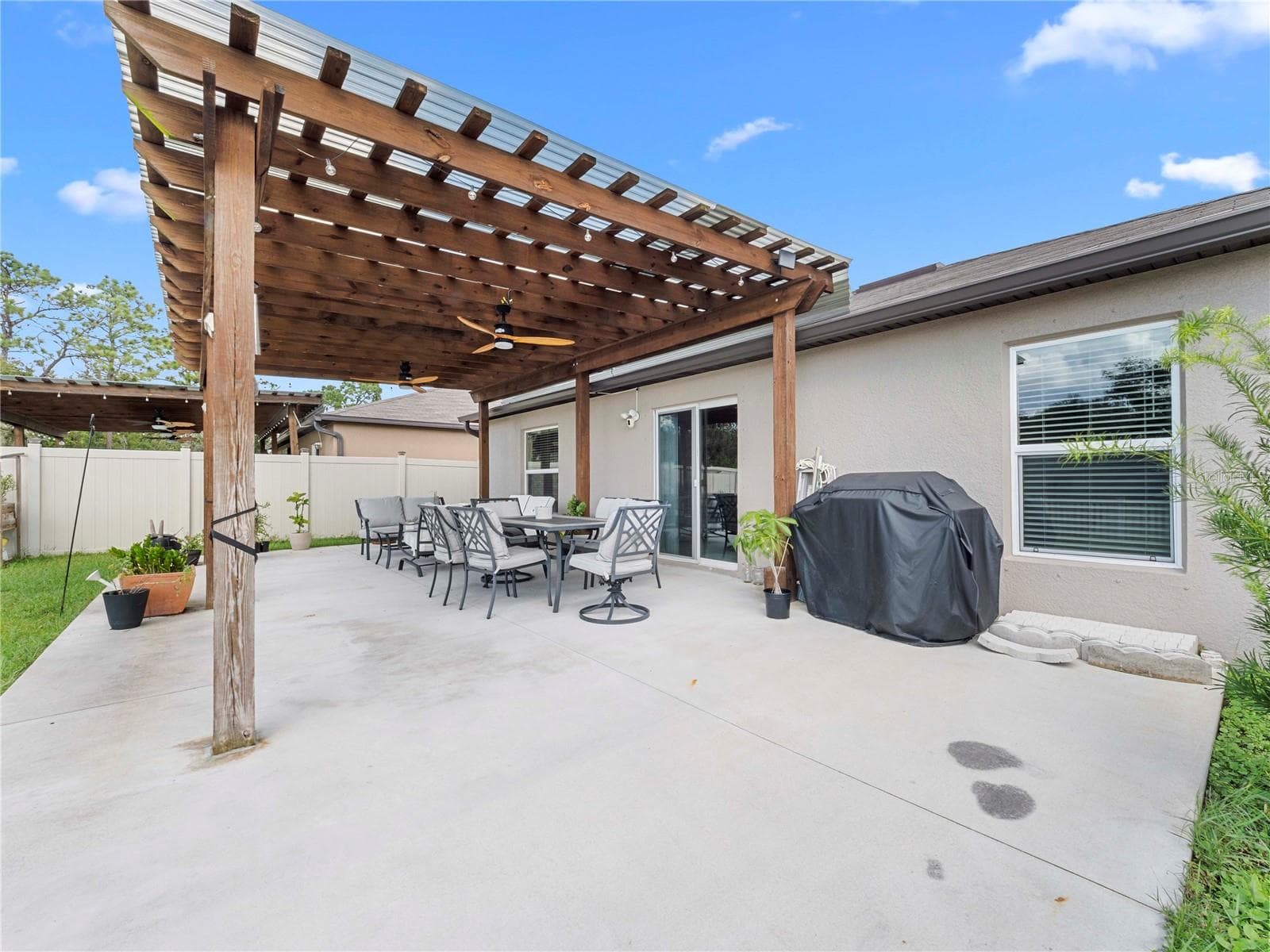 Single Family Residence at 15436 MILLER CREEK DR, SUN CITY CENTER, photo 35 of 54