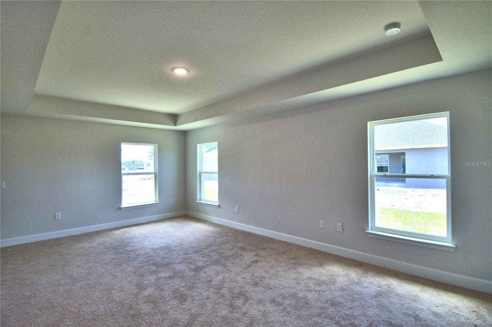 Single Family Residence at 910 SOFIA LN, DAVENPORT, photo 7 of 19