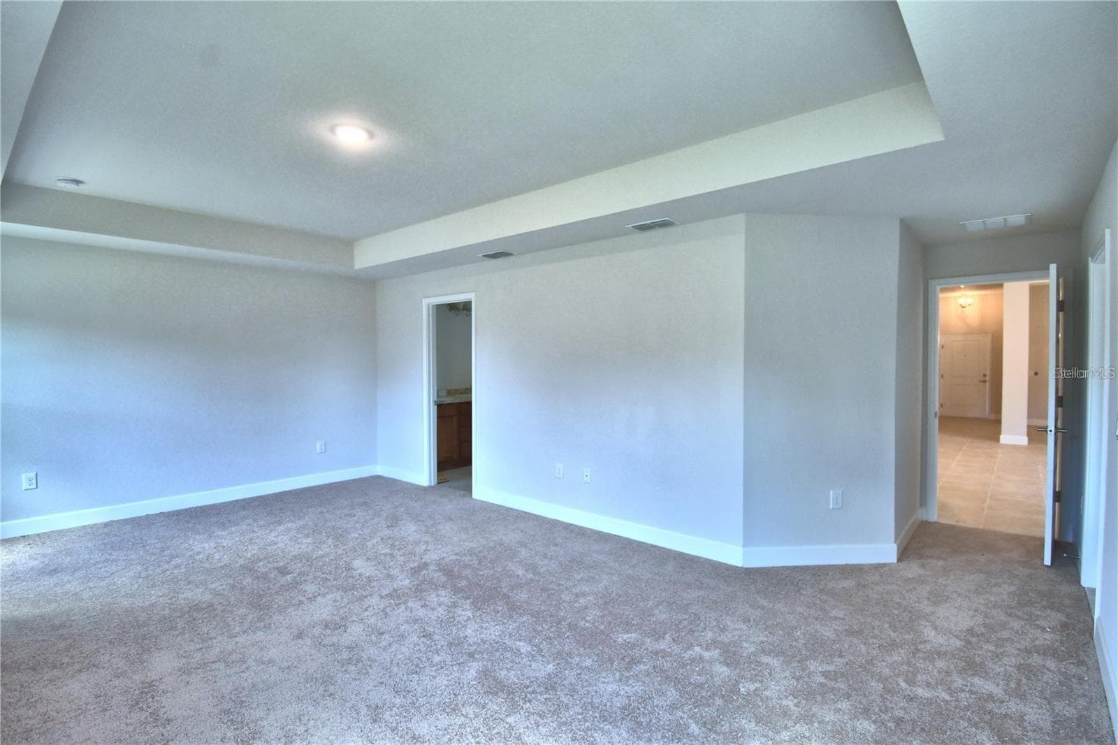 Single Family Residence at 910 SOFIA LN, DAVENPORT, photo 8 of 19