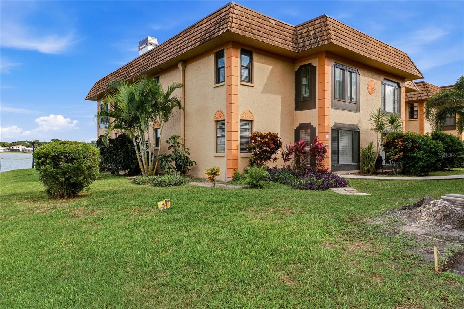 Condominium at 10142 SEMINOLE ISLAND DR, LARGO, photo 14 of 50