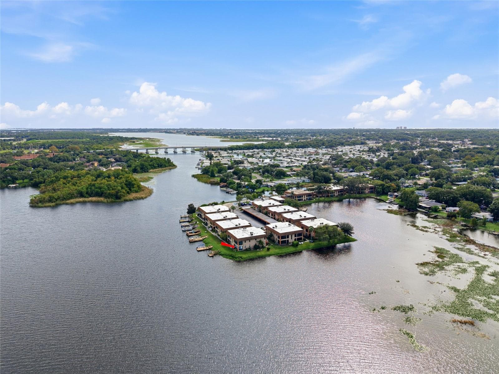 Condominium at 10142 SEMINOLE ISLAND DR, LARGO, photo 42 of 50