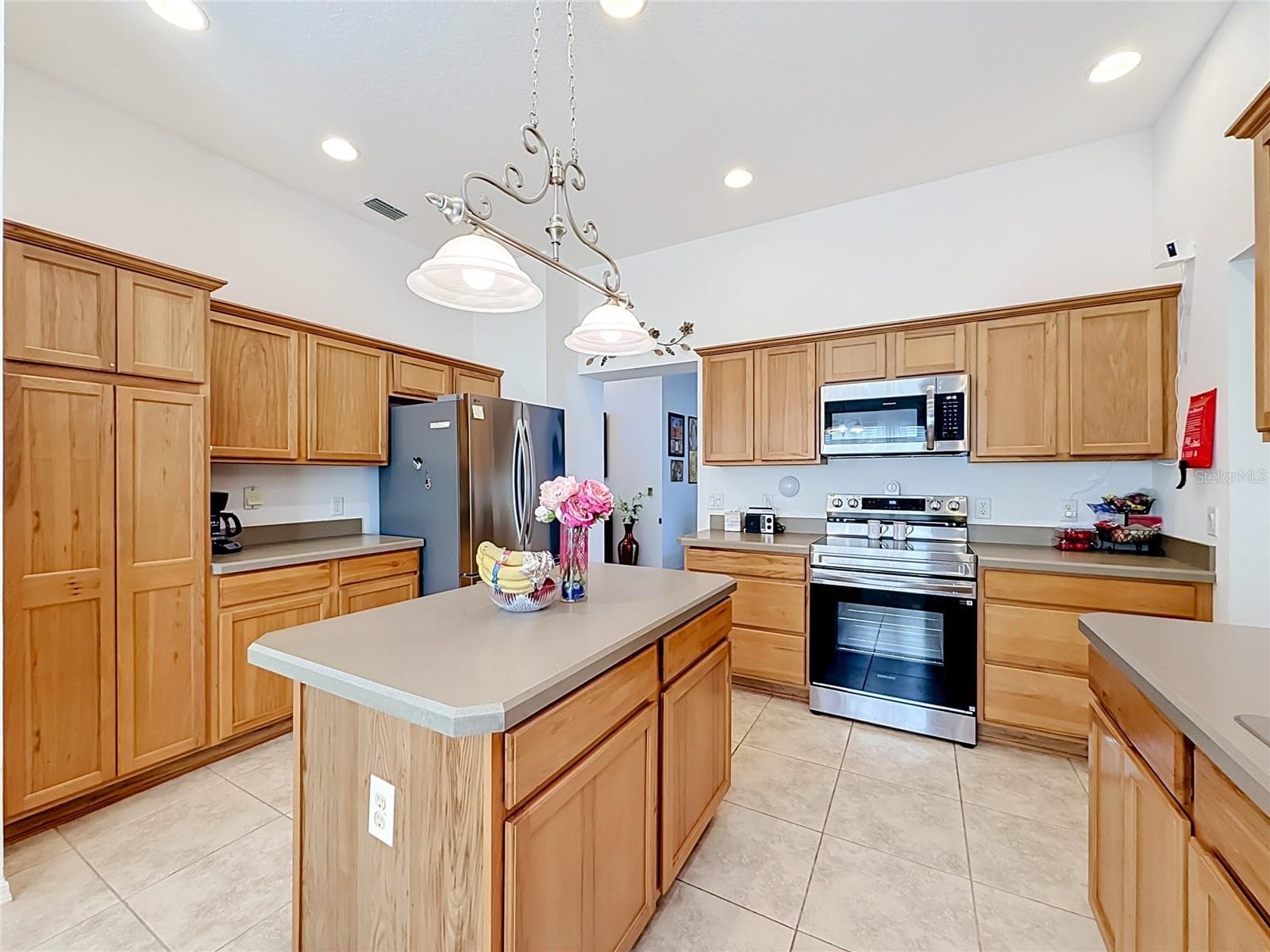Single Family Residence at 2265 HACKNEY WAY, THE VILLAGES, photo 11 of 57