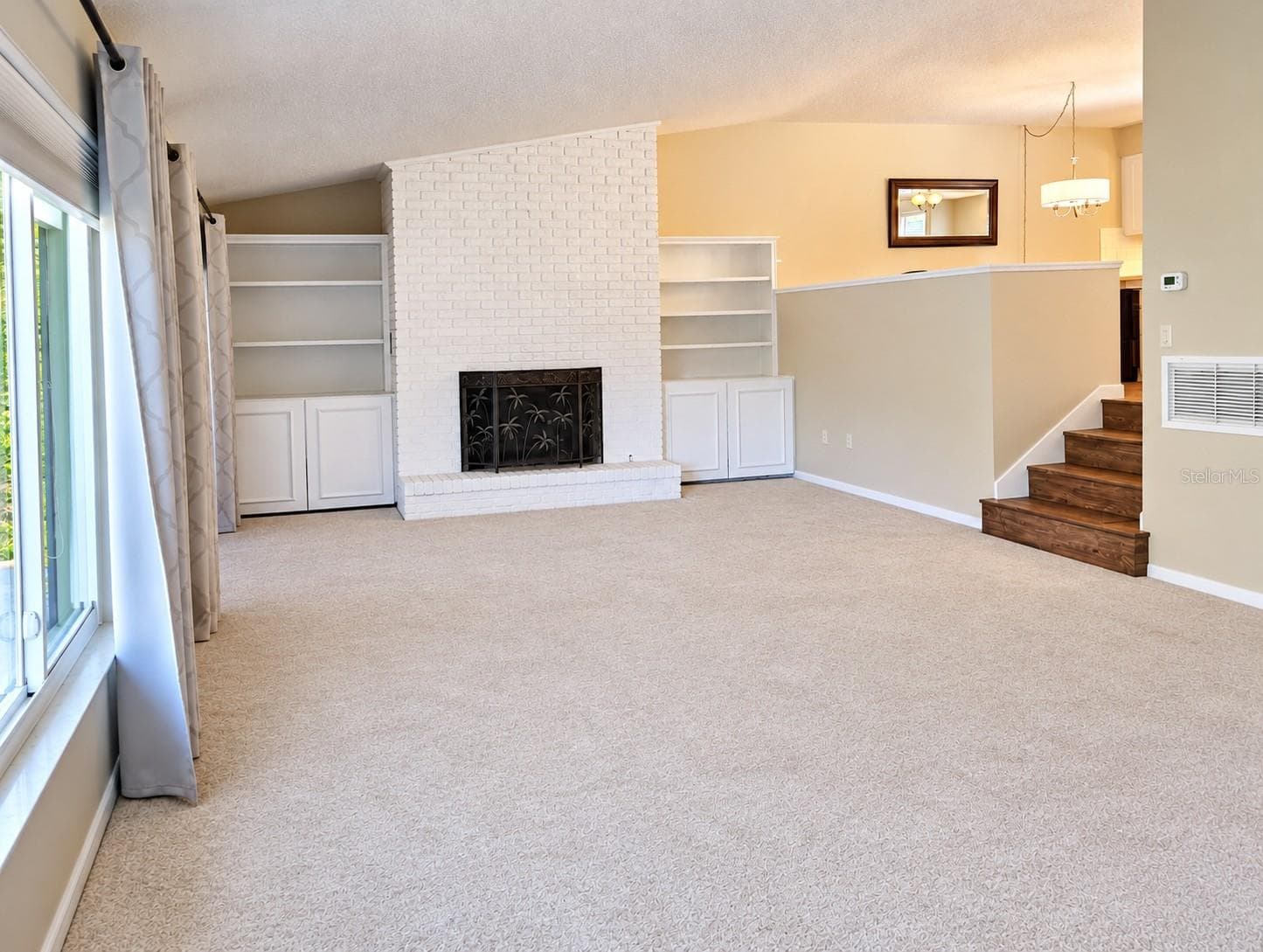 Living Room - 100 S TREMAIN ST #G2, MOUNT DORA