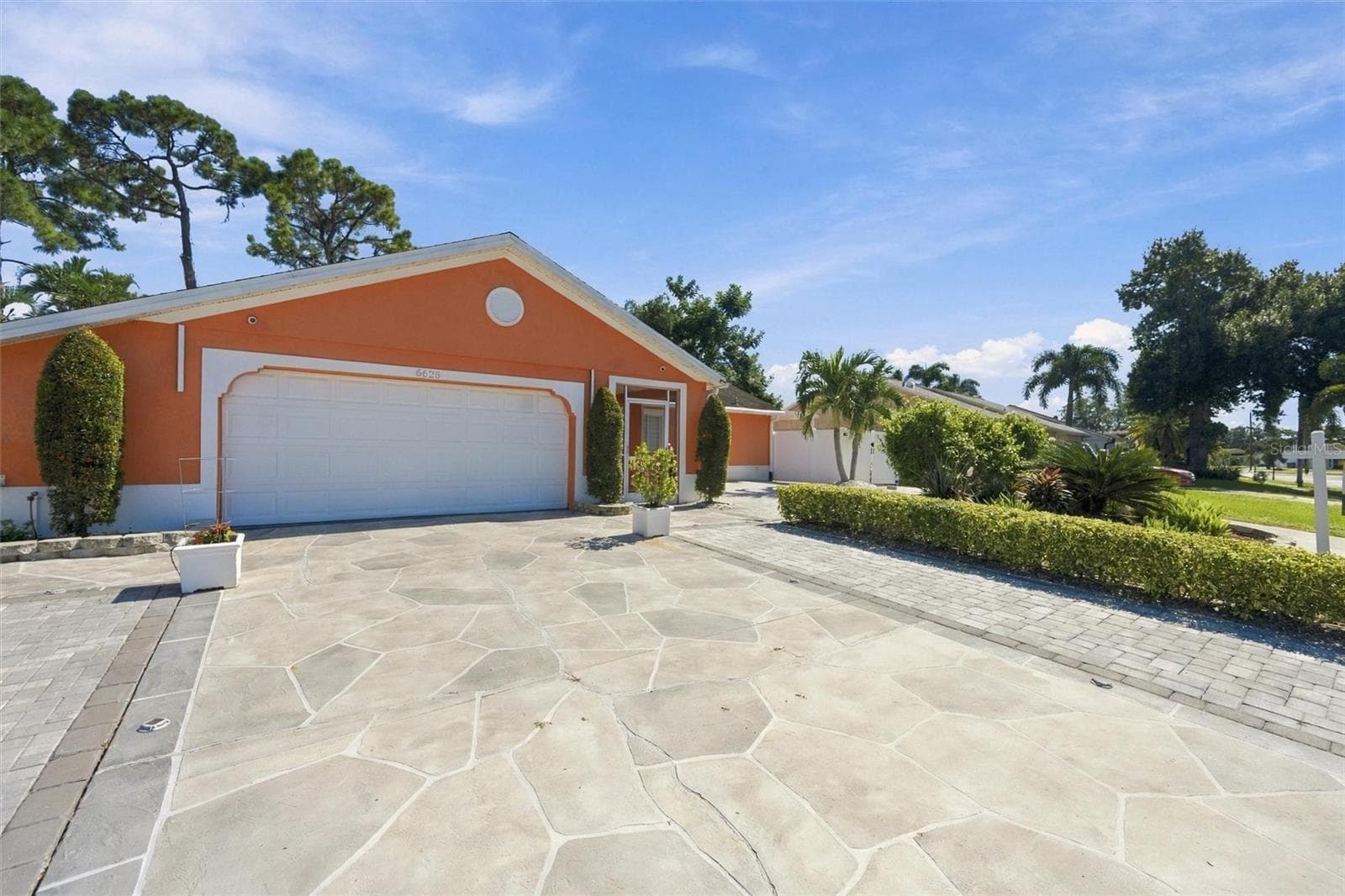 Single Family Residence at 6625 MAUNA LOA BLVD, SARASOTA, photo 3 of 47