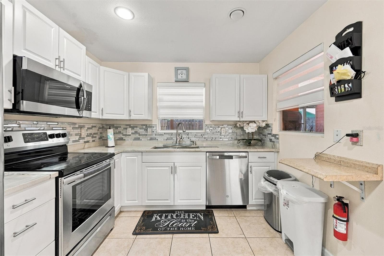 Single Family Residence at 6625 MAUNA LOA BLVD, SARASOTA, photo 20 of 47