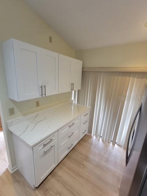 new soft close kitchen cabinets - 5204 MYRTLE WOOD #2, SARASOTA