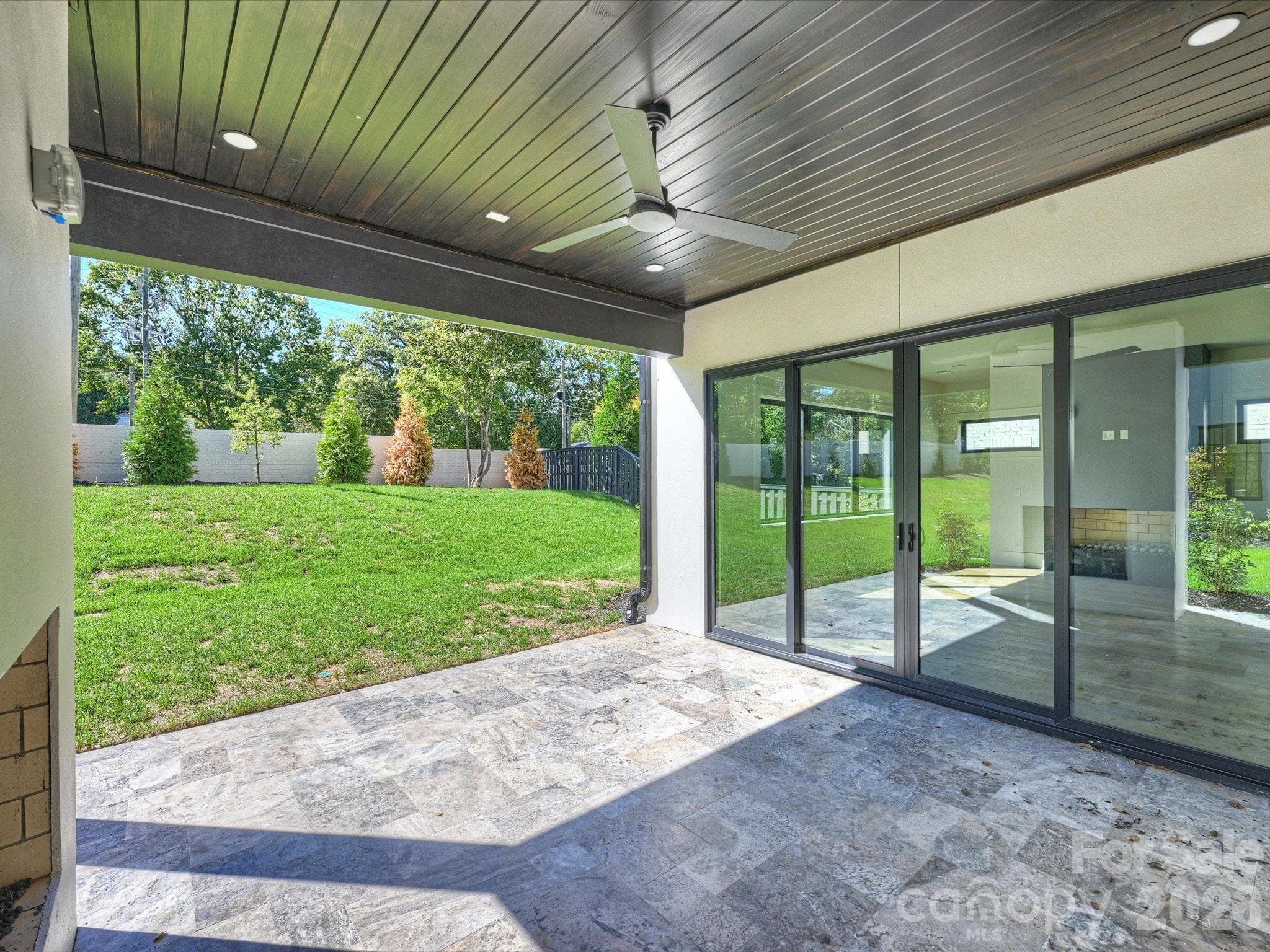 Single Family Residence at 927 Laurel Creek Lane, Charlotte, photo 48 of 51