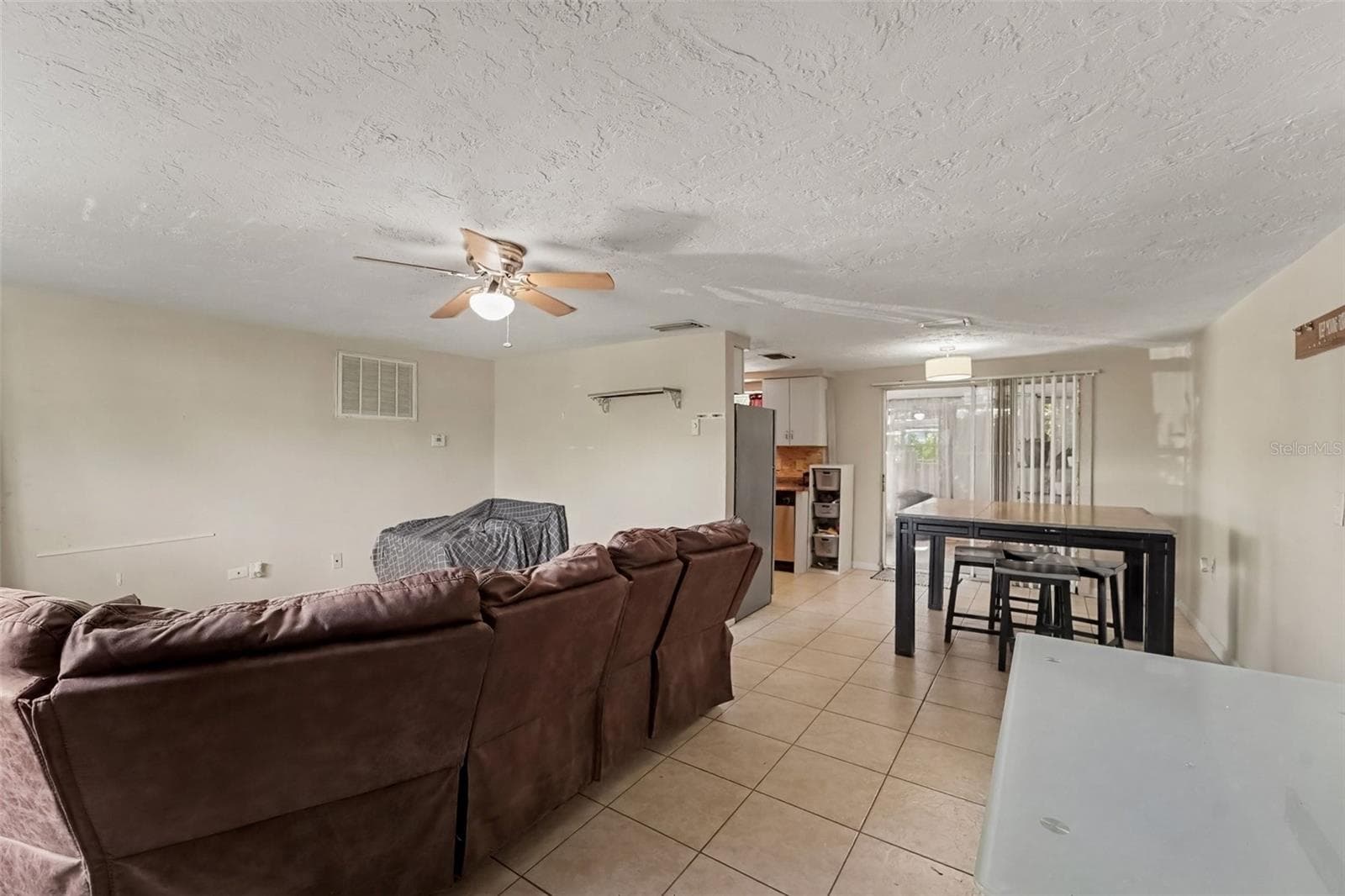 Single Family Residence at 5145 MANOR DR, NEW PORT RICHEY, photo 7 of 19
