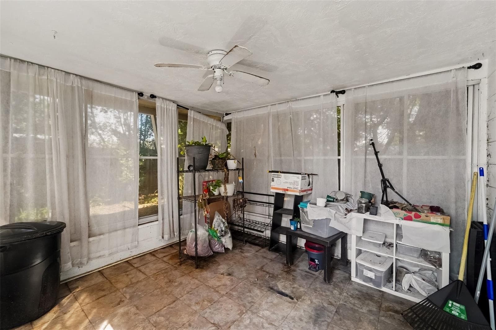Single Family Residence at 5145 MANOR DR, NEW PORT RICHEY, photo 12 of 19